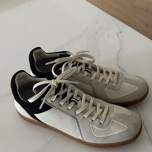 Rothy's Cream and Black Men's Sneakers